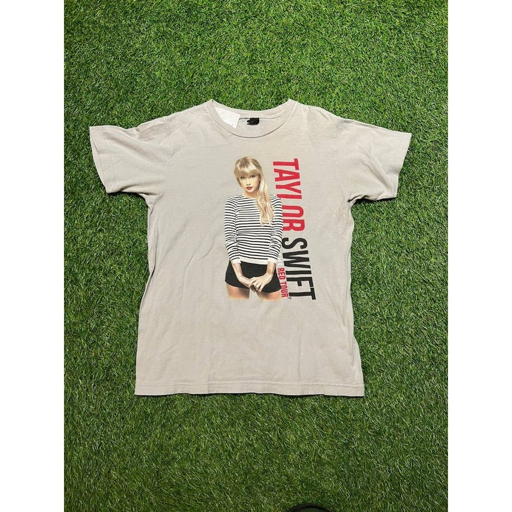 Vtg Taylor Swift The Red Tour T Shirt Bieber Travis Style